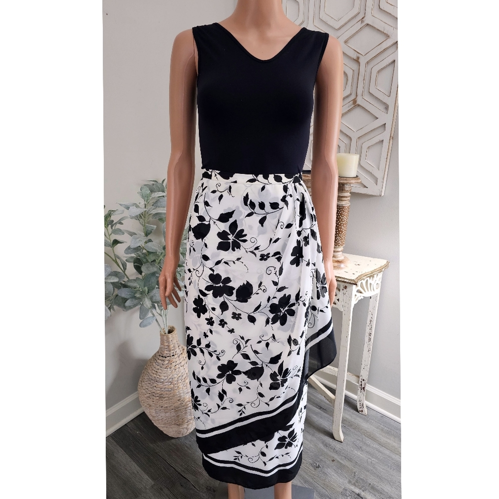 David Warren NY White Black Floral Faux Wrap Maxi Long Skirt